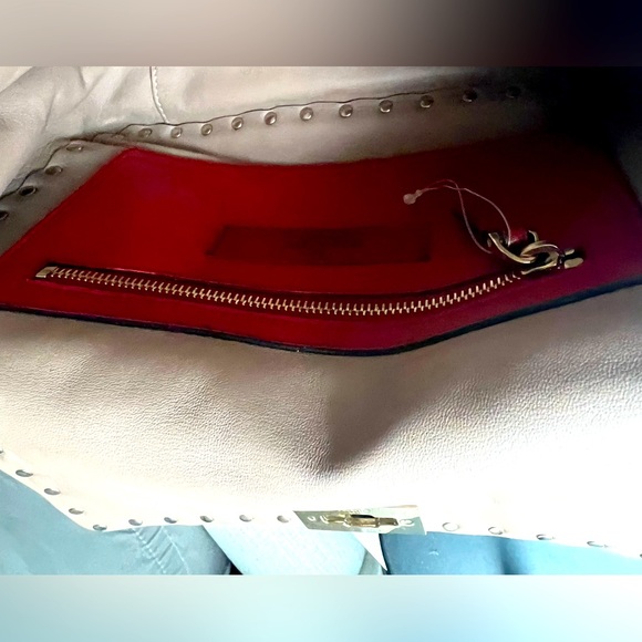 Valentino Garavani Rockstud Spike Medium Quilted Top-Handle bag - Picture 6 of 8